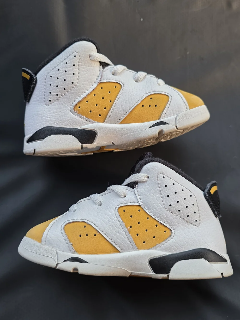 Nike 2024 Toddler Air Jordan 6 Retro TD Sneakers Size 7C - Yellow Ochre Wht& Blk